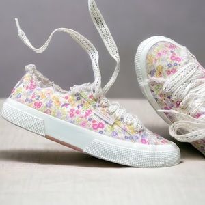 SupergaxLoveshackfancy Multi Floral Fringe Passionfruit Pink Fashion Sneaker 8